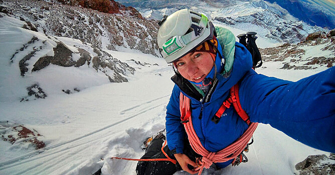 Федерация альпинизма России окажет поддержку семье Надежды Оленевой, погибшей в Гималаях