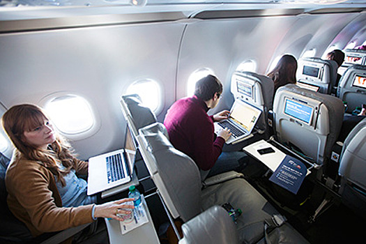 Абсолютно бесплатно: список авиакомпаний с бесплатным Wi-Fi на борту
