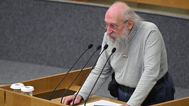 Вассерман рассказал, почему перестал носить свой жилет