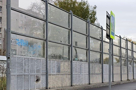 Мэр Сергей Жестянников: Авторам несанкционированных граффити на Белозерском шоссе положено административное наказание