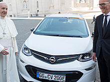 Папа Римский пересядет на "зеленый" Opel