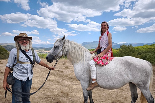 Крымчанин выводит породу лошадей, посвятив ее любимому писателю Александру Грину