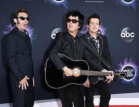 Группа Green Day выпустила новый мини-альбом из трех ремиксов