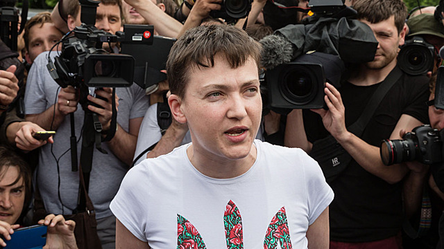 Савченко решила избавиться от депутатов Рады