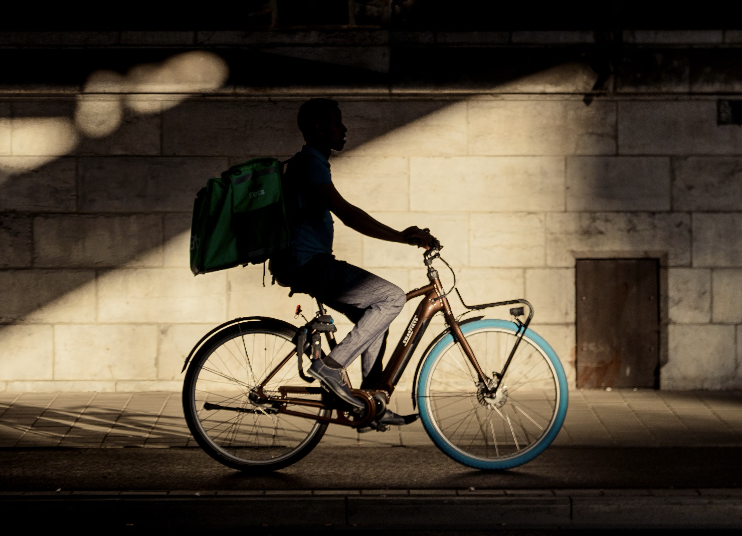 Водитель в Люберцах открыл огонь по курьеру