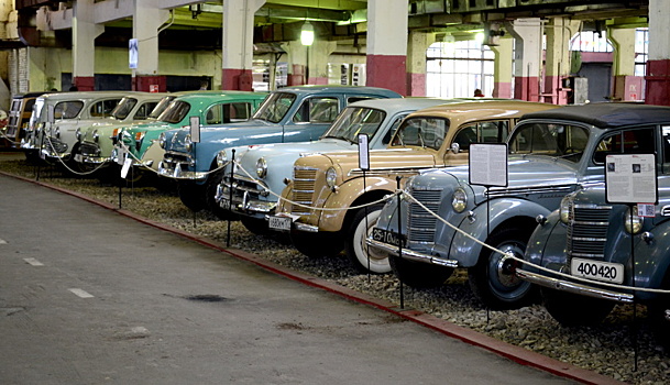 Популярный музей ретро-автомобилей закрылся