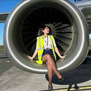 Стюардесса сделала фото в необычном месте и взбудоражила иностранцев