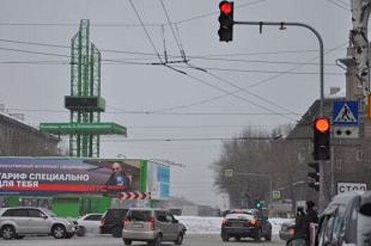 «Ловушки на дорогах»: сколько в Новосибирске мест неудобных для водителей