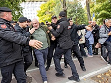Оппозиционный Патриотический блок анонсировал уличные акции протеста в Молдавии