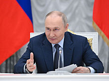 Экс-сотрудник ЦРУ оценил слова Путина об Украине на ПМЭФ