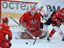 "Авангард" в матче с "Автомобилистом" довел победную серию до четырех матчей