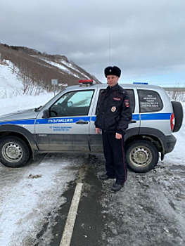 На Сахалине сотрудник ГИБДД помог найти пропавшую семью