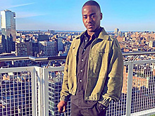 «Половое воспитание» спасло темнокожего актера от жизни на улице