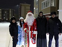 Полицейские Ямало-Ненецкого автономного округа приняли участие во Всероссийской акции профилактической направленности «Полицейский Дед Мороз»