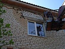 Бутурлинский водоканал отремонтирует стену дома в селе Уварово