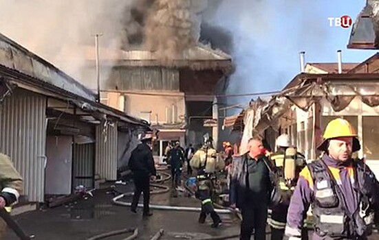 В Нальчике назвали возможные причины пожара на рынке