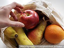 У девушки из Москвы диагностировали асфиксию и перелом ребра из-за мандарина