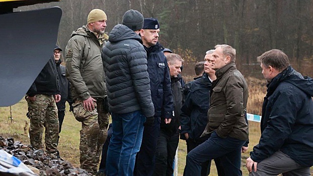 Туск заявил, что ж/д пути из Польши на Украину повредил взрыв
