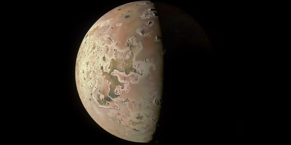 Новый вулкан обнаружили на спутнике Юпитера