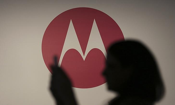 На Motorola предустановят российский софт