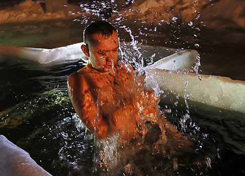 Москвичам раскрыли план подготовки к крещенским купаниям за несколько дней