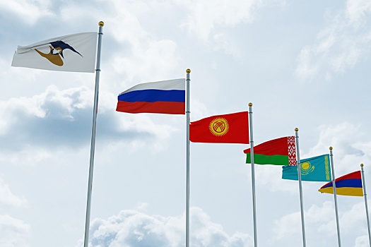 Торговый оборот стран ЕАЭС за 9 месяцев составил 90 млрд долларов