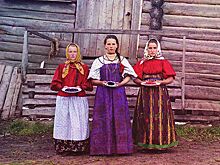 В «Коломенском» открылась выставка народных костюмов «Северная Атлантида»