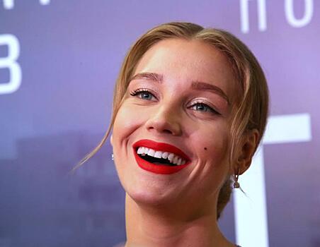 Лоза оправдал постельную сцену с Асмус