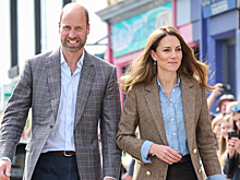 Кейт Миддлтон и принц Уильям с детьми посетили рождественскую службу: фото