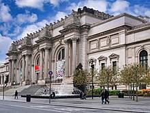 Подросток испортил картины и гобелены в музее Нью-Йорка