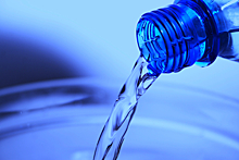 Врач-онколог объяснила, как вода помогает кишечнику