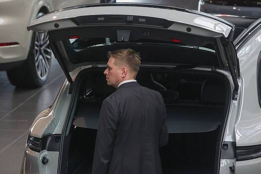 Россияне бросились скупать машины в преддверии нового утиля