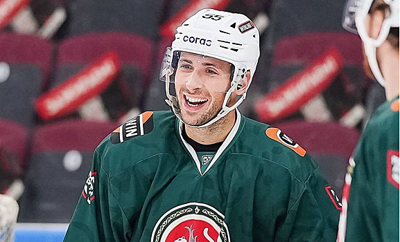 Хмелевски о Казани: «Красивый город. Парк Горького понравился, экстрим-парк «Урам» классный. Татарский – сложный, учу слова и фразы с женой»