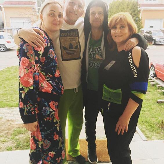 Кадры Губина с подругой Ульяной Каракоз опубликованы на фан-странице артиста в Instagram.