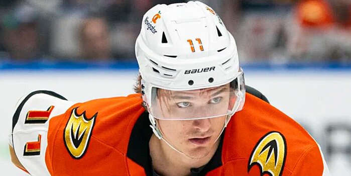 Генменеджер «Анахайма» об обмене Зеграса: «Контракт-мост позволил нам подробнее изучить игрока. Мы освободили место под потолком – сейчас у нас его много»