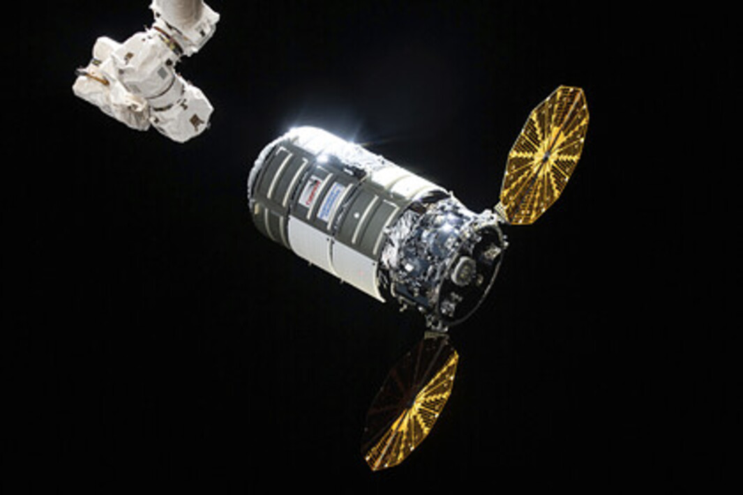 Мкс 3д модель. Американский грузовой космический корабль cygnus. Halosat wiki. Корабль cygnus. Американский грузовой космический корабль cygnus.