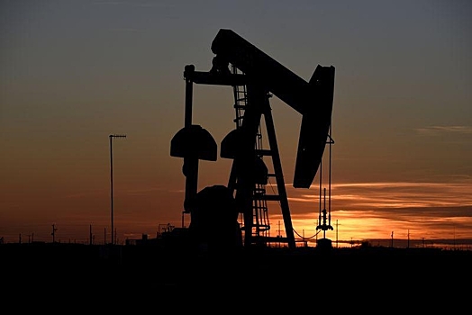 Цена нефти Brent упала ниже $29