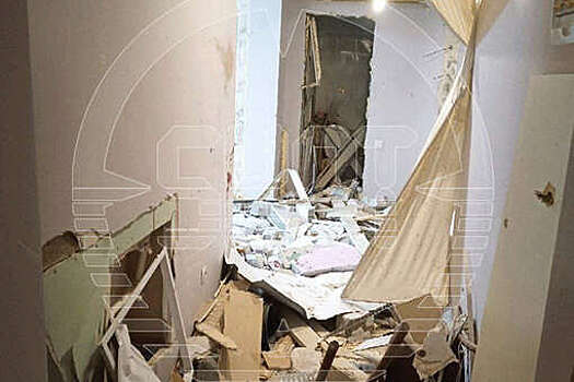 СК опубликовал кадры с места взрыва в центре психологической помощи в Элисте