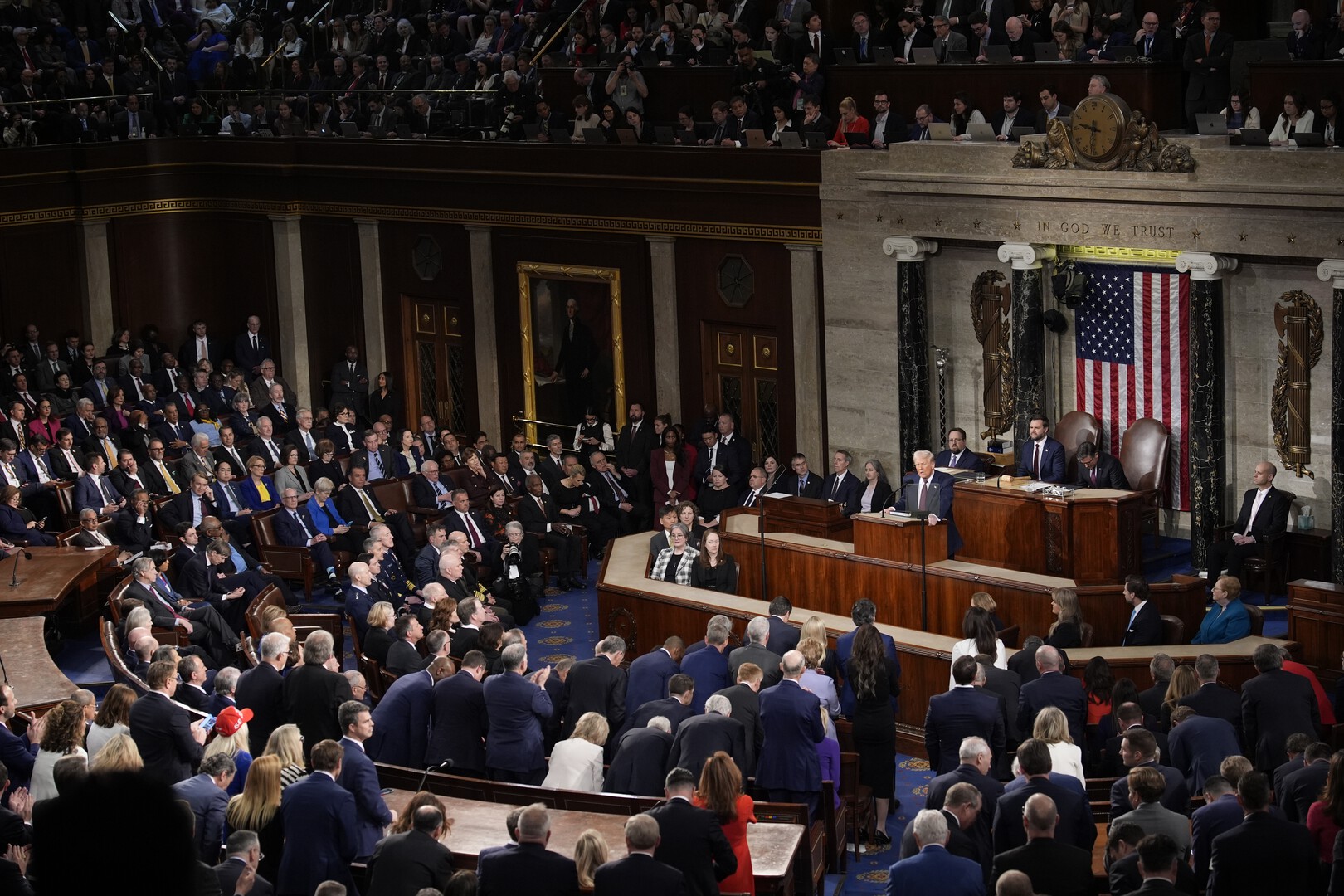 Нападение на конгрессвумен США и финны в России: о чем пишут зарубежные СМИ