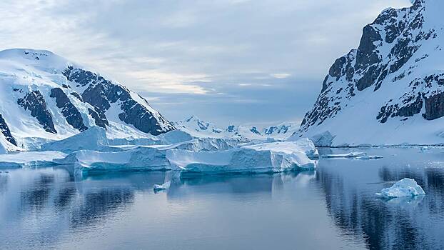 The Guardian: Ученых напугало аномально раннее формирование озоновой дыры над Антарктидой