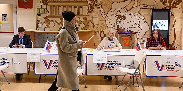 Жители Дальнего Востока первыми проголосовали на выборах президента России