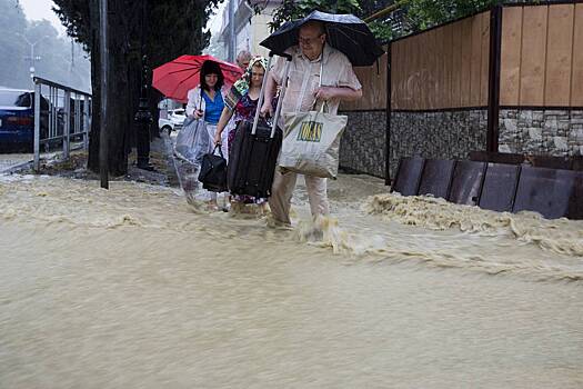 Жителей российского города предупредили об оползнях и подтоплениях