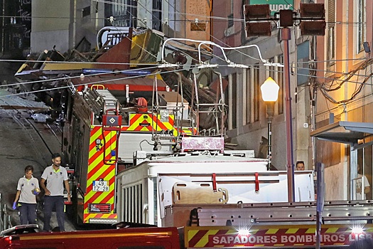 Посольство РФ проверяет, есть ли россияне среди пострадавших при ЧП в Лиссабоне