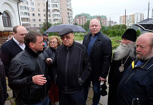 Владимир Ресин и Олег Волков посетили площадки строящихся храмов в Южном Бутове