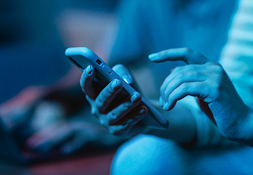 Мошенники стали заманивать россиян халявной подпиской на Telegram Premium. Как работает обман