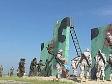 Преодолевая препятствия: как проходит «Морской десант» АрМИ-2022 в Балтийске