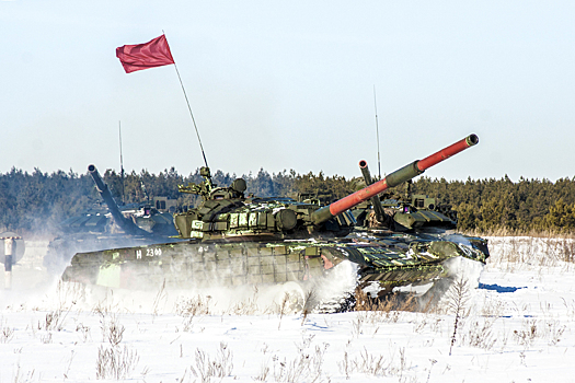 Экипажи танковой армии ЗВО победили на двух окружных конкурсах профессионального мастерства – в «Танковом биатлоне» и «Суворовском натиске»