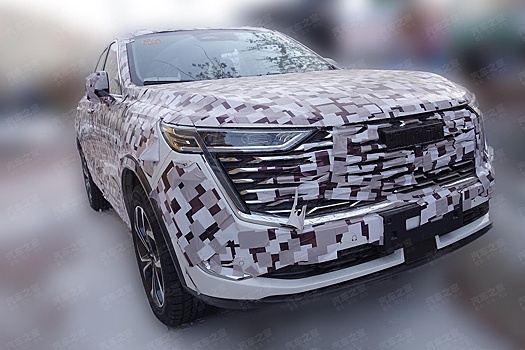 Haval выпустит кроссовер с экраном мультимедиа во все торпедо