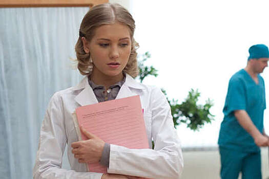 Актер Охлобыстин заявил, что не заметил явных изменений в Асмус со времен "Интернов"