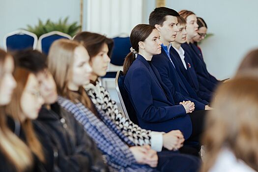 Студенты встретились с Героем России и участниками СВО в павильоне «Космос» на ВДНХ